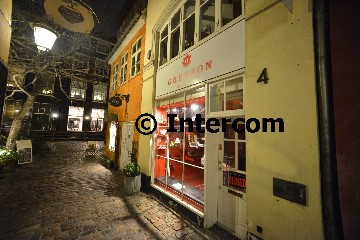 113 M8L_0383_0383